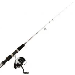 Abu Garcia Abu Garcia Revo 2S 30 And Veritas 3.0 Softbait Combo 7ft 4-8kg 2pc